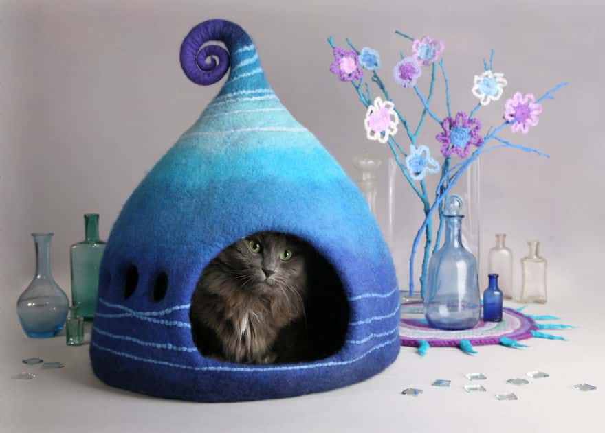 Синий домик для кота